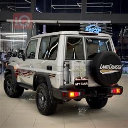 تويوتا لاند كروزر 70